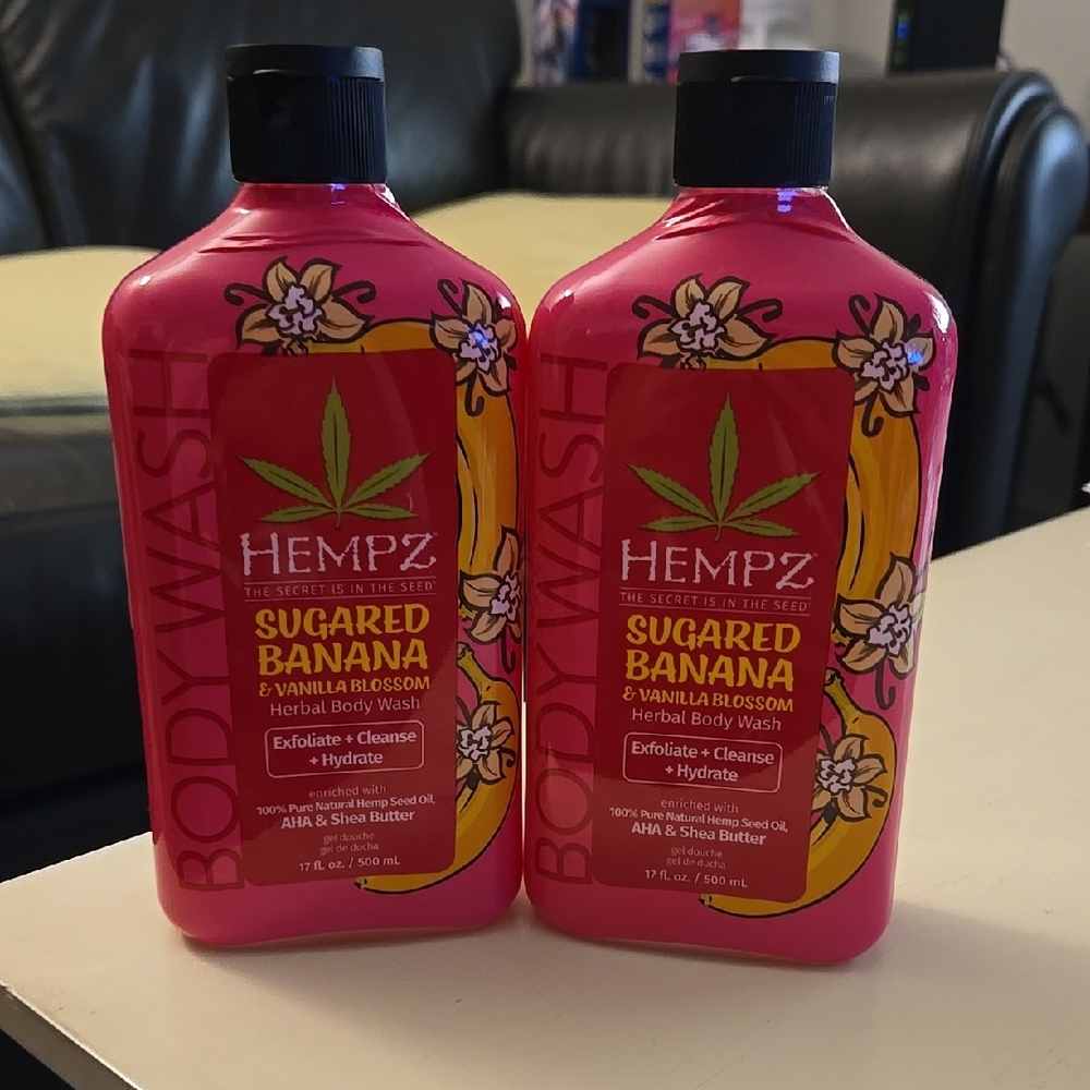 New And Sealed Hempz Sugared Banana & Vanilla Blossom Body Wash 2 x 17oz Bottles